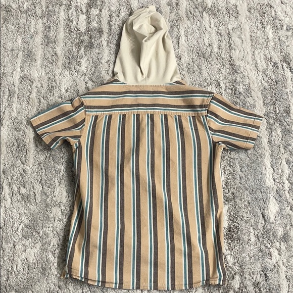 Art Class button up shirt with hood - Picture 4 of 4